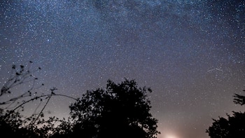 La lluvia de estrellas Líridas alcanza su máximo explendor esta noche: esta es la mejor hora para contemplarlas