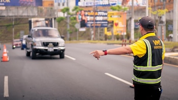 “La vida no es un juego”, autoridades de El Salvador intensificarán la seguridad vial en las fiestas agostinas