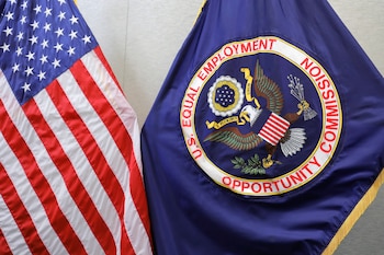 EEOC es la única agencia federal autorizada para investigar y litigar contra empleadores del sector privado por violaciones a las leyes antidiscriminación (REUTERS/Andrew Kelly)