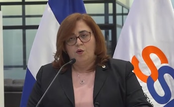 Un grupo de clientes con