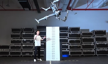 Unitree anunció su robot humanoide 'Superman', el cual podría romper los límites de la humanidad.