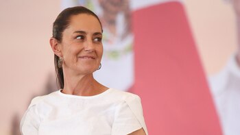 Claudia Sheinbaum recibe una limpia