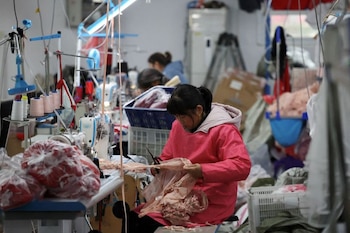 Trabajadoras en una línea de