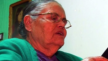 Consuelo Loera recibió a dos