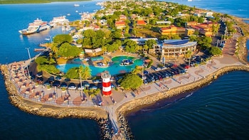 Crece la presión sobre las costas costarricenses, comunidades advierten riesgos ambientales y sociales