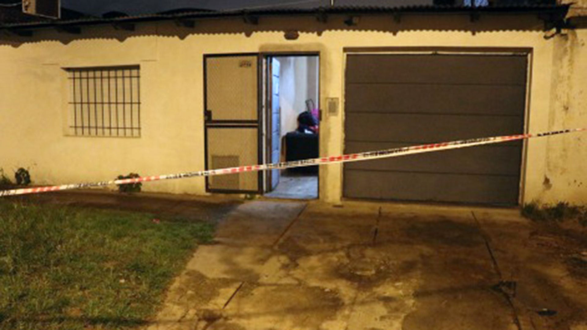 Uno de los domicilios allanados era la casa donde fue asesinado el ex líder de la barra de Newell's Old Boys