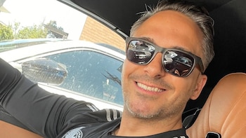 Alex Bisogno confiesa que hablar de su hermano Daniel lo afecta emocionalmente y decide soltar el tema