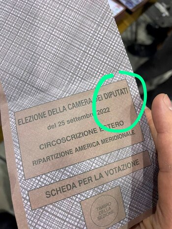 Una de las boletas fraudulentas