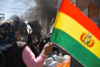 Cocaleros se reúnen frente al