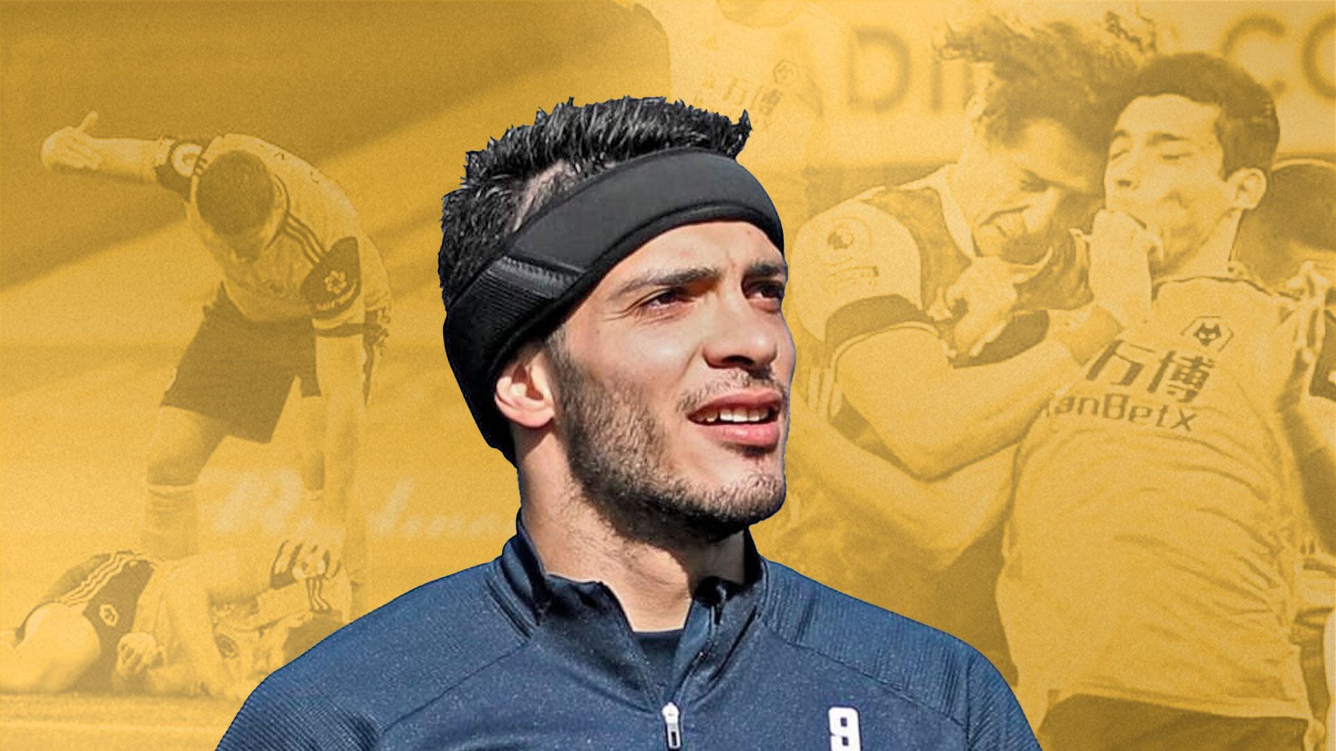 El delantero mexicano estuvo cerca de dejar el profesionalismo tras su lesión con el Wolverhampton en 2020.       (Jovani Pérez)