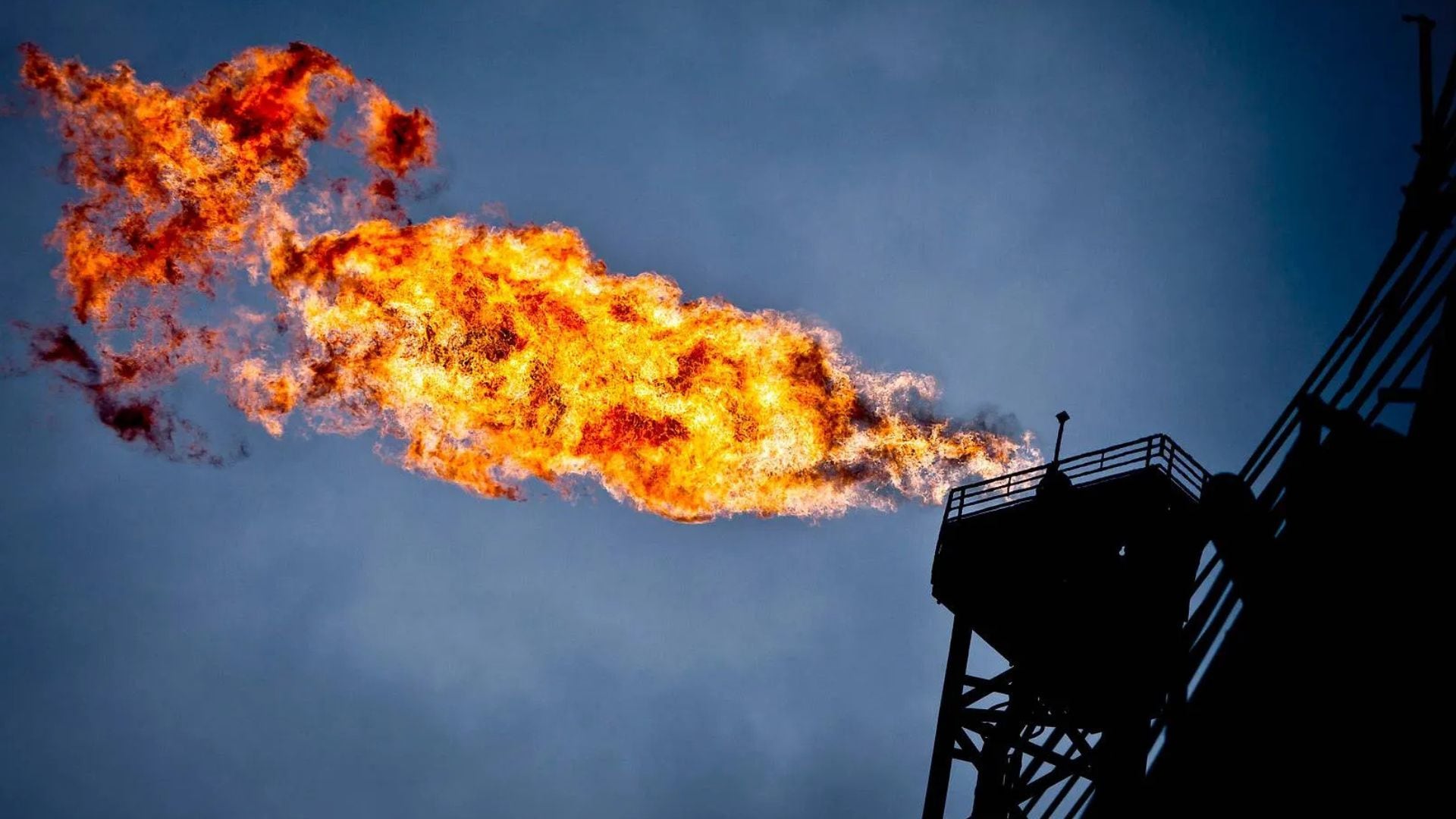 El sindicato rechaza la modificación de estatutos impulsada por el Ejecutivo que busca eliminar la representación de los trabajadores en el directorio de Petroperú.