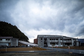 Los restos de la escuela