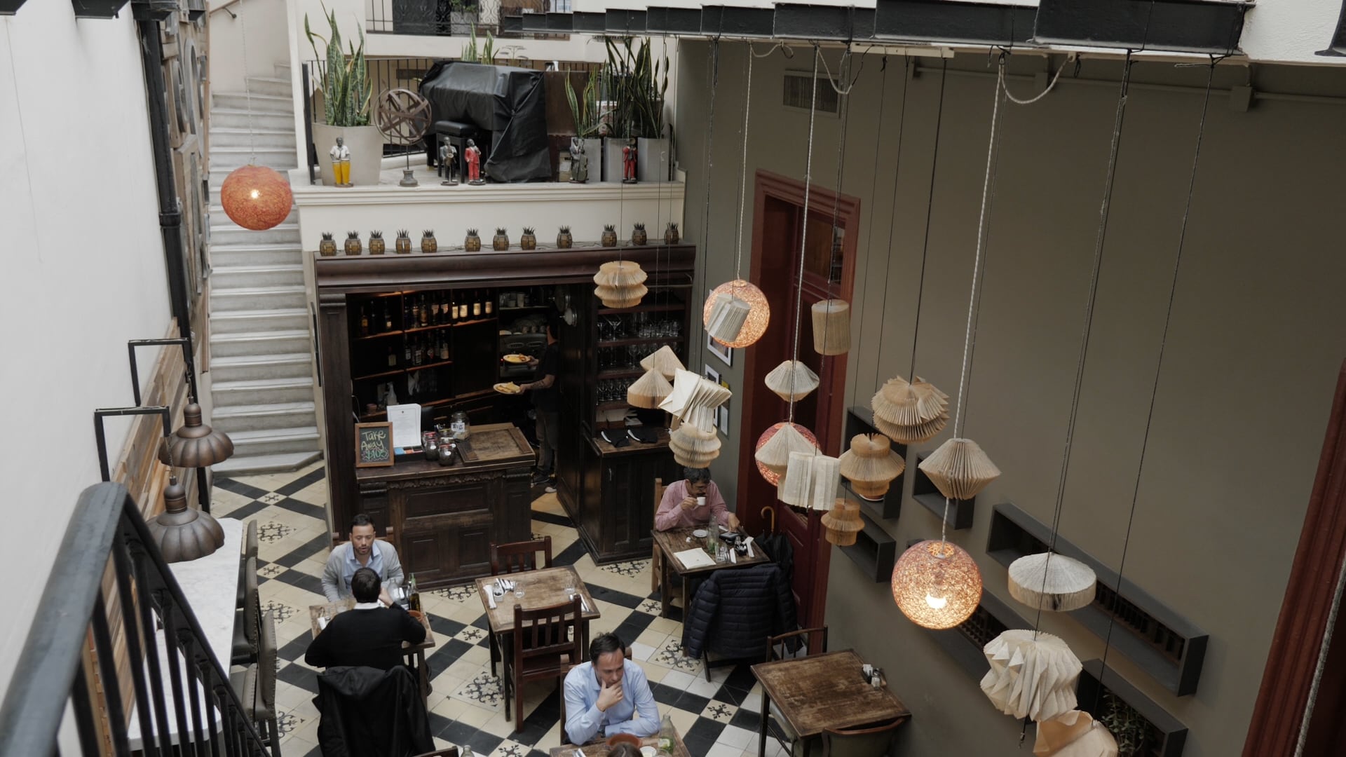 La librería Eterna Cadencia, en una casa reformada.