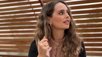 Milena López le lanzó dardo