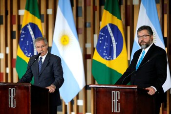 Solá y su par brasileño,