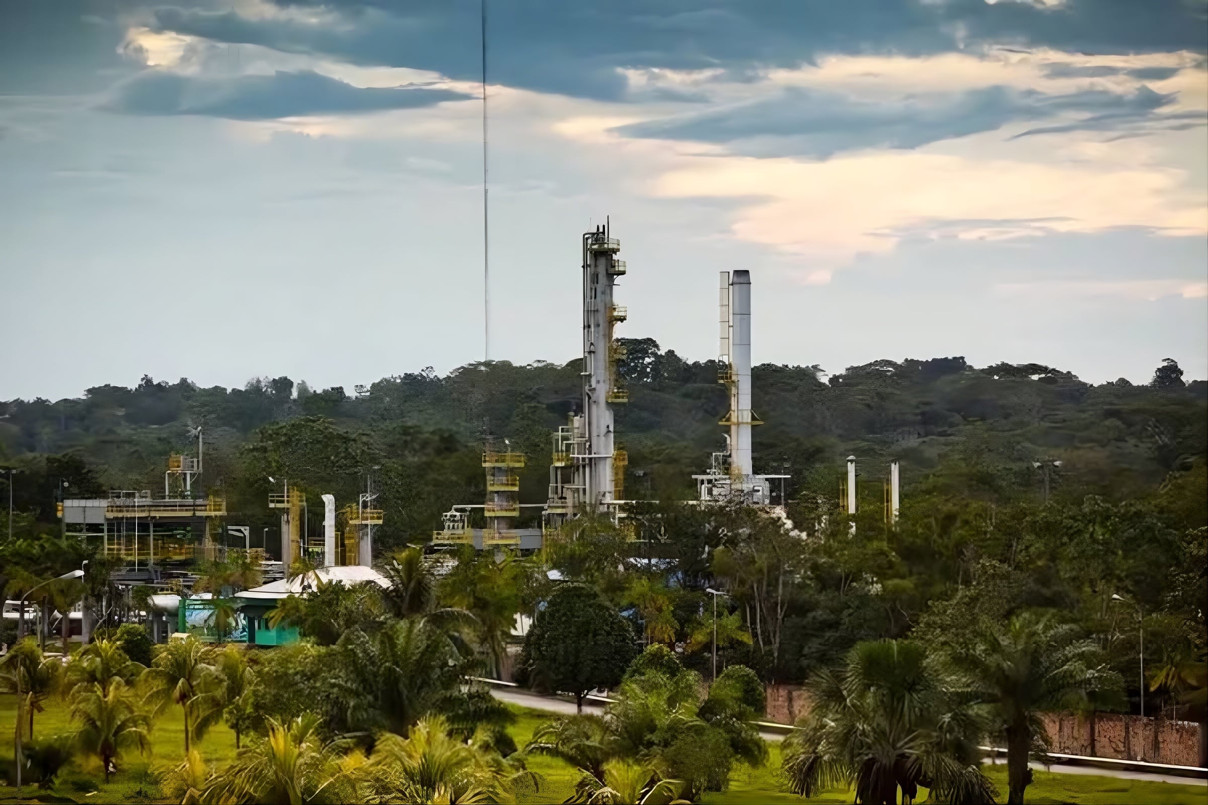 Rechazo al traspaso de la Refinería de Iquitos agrava la pulseada con Petroperú