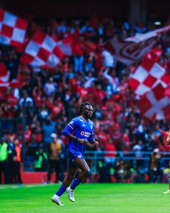 Christian Ebere debutó con Cruz