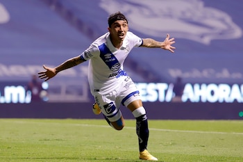Omar Fernández, delantero del Puebla,