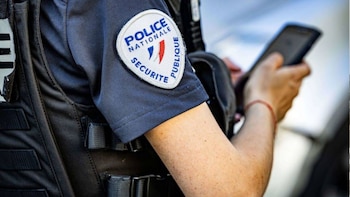Un agente de la Policía Nacional francesa (Ministerio del Interior de Francia / J. Rocha)