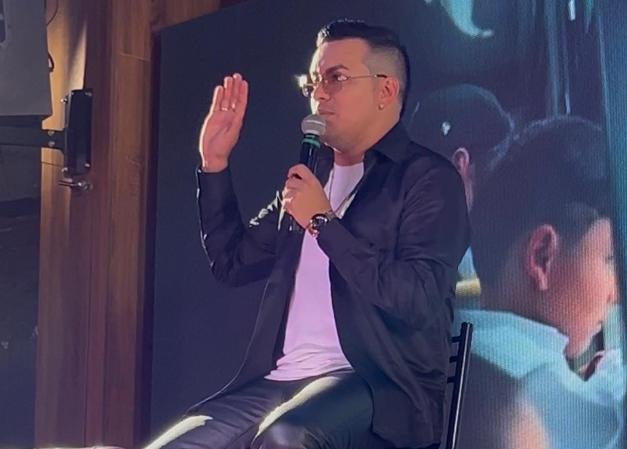 Desmanes en el Acuaparque de Cali antes del homenaje a Yeison Jiménez: la Policía tuvo que calmar la situación