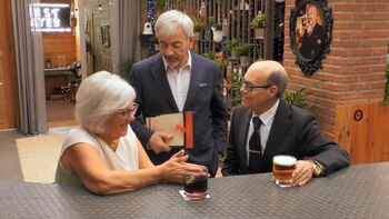 Paqui y Manuel se dan