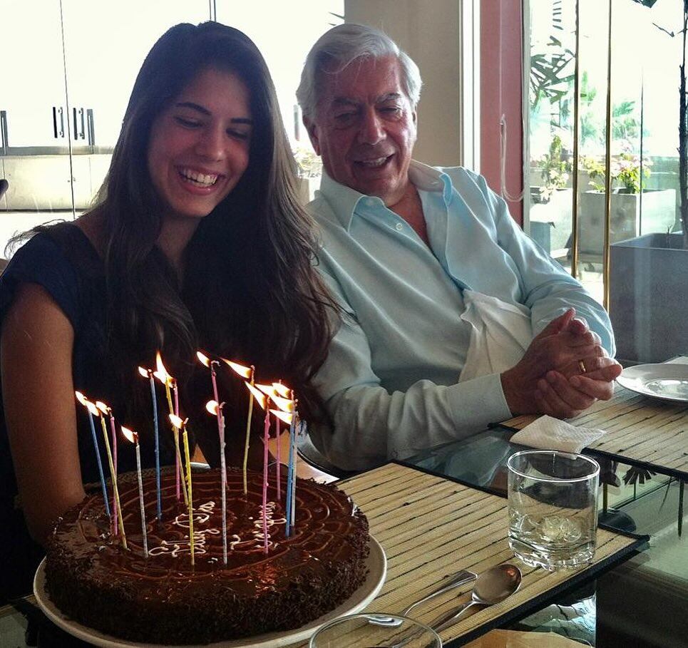 Josefina Vargas Llosa prometió mantener vivo el legado de su abuelo y transmitir a sus hijos el orgullo de ser descendientes del Nobel peruano.