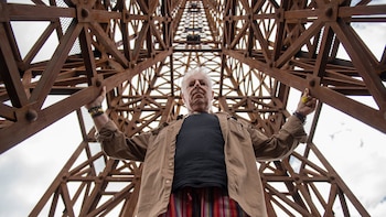 La empezó a construir en