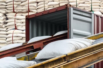 En un contexto de alta