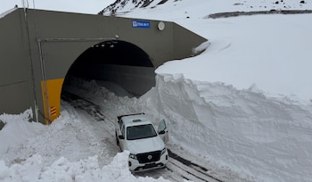 Los pasos fronterizos con Chile registraron demoras y trastornos por la intensidad de las nevadas