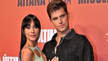 Aitana Ocaña y Miguel Bernardeau,