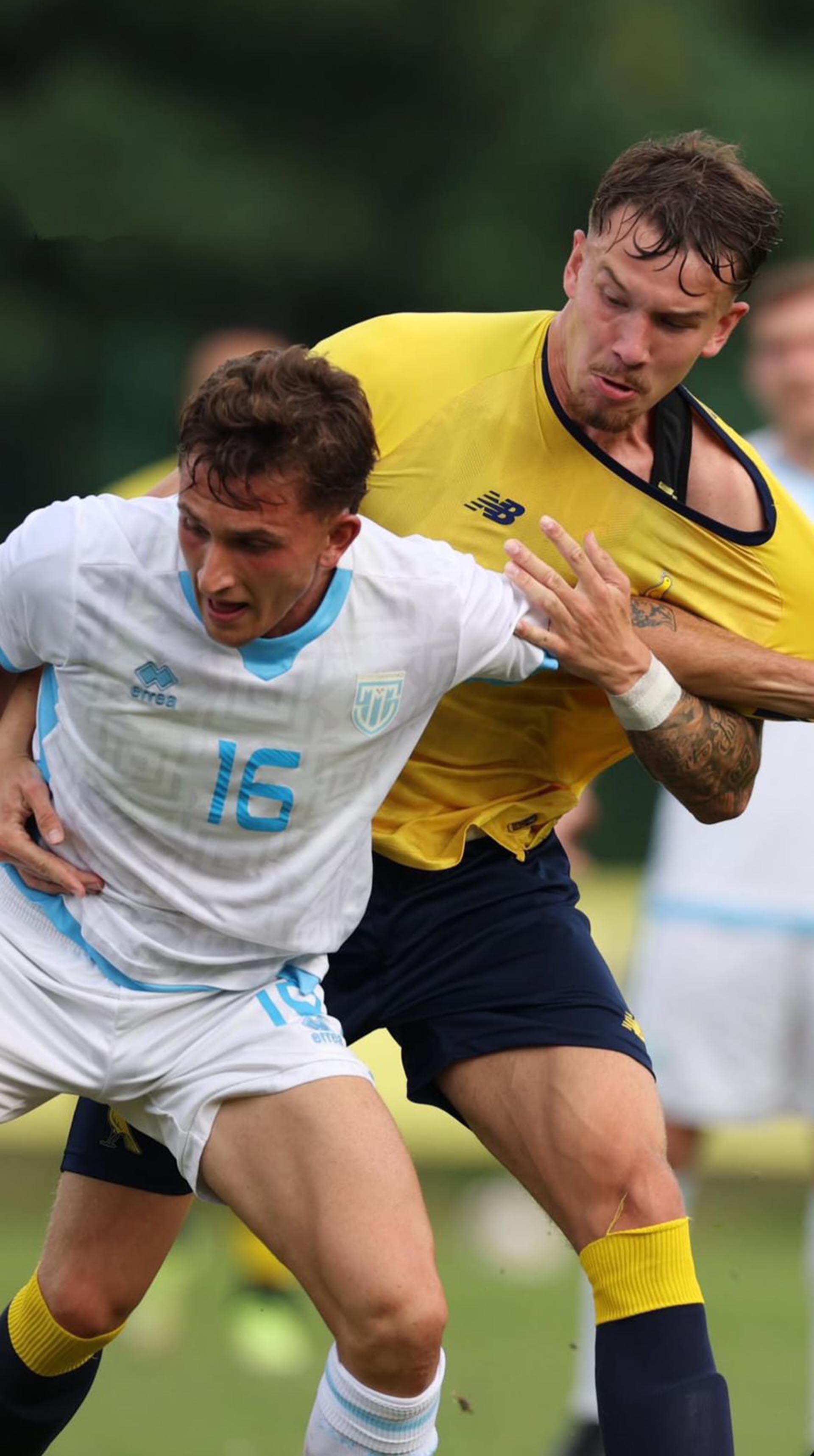 Fausto Salicioni con el número 16 en la camiseta de San Marino. Fue en un amistoso contra el Modena que se disputó el 2 de agosto pasado