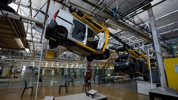 La maquinaria y equipo encabezó