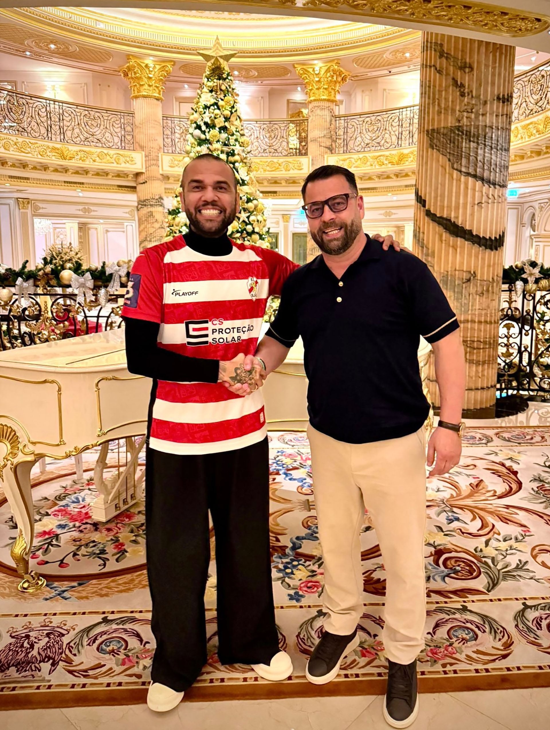 Danie Alves adquirió al Sporting Clube São João de Ver de la Tercera División de Portugal