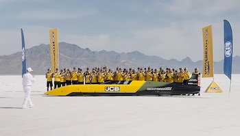 JCB sostiene que el hidrógeno puede ayudar a descarbonizar sectores industriales, aunque su expansión depende del costo y de aumentar la producción de hidrógeno verde (Sun Motors)