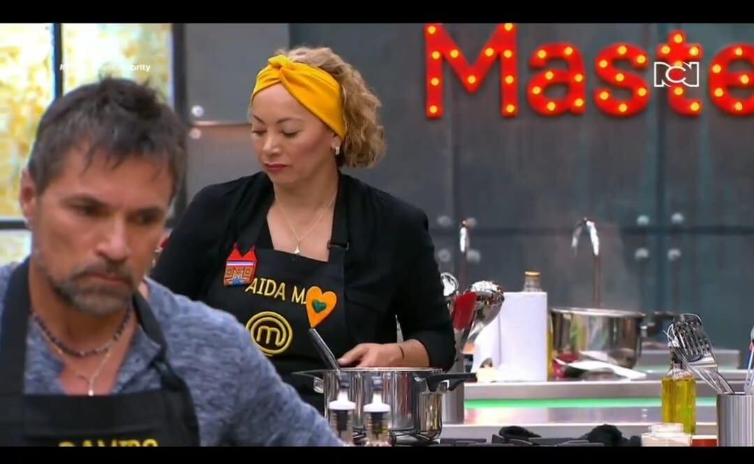 Aida Morales reveló que antes de entrar a grabar los famosos tienen que estar por buen tiempo encerrados en una sala - crédito Canal RCN