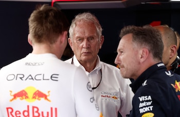 Helmut Marko en diálogo con