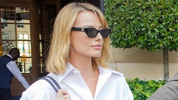 La actriz Margot Robbie revoluciona la elegancia contemporánea: el secreto de sus últimos outfits
