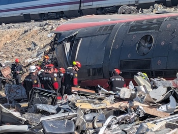28/10/2026 Efectivos de la Unidad Militar de Emergencias (UME) trabajan en el accidente ferroviario de Urda (Toledo).
ECONOMIA ESPAÑA EUROPA MADRID POLÍTICA
MINISTERIO DE DEFENSA