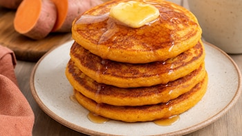 Hot cakes de camote: receta fácil y esponjosa para un desayuno lleno de sabor