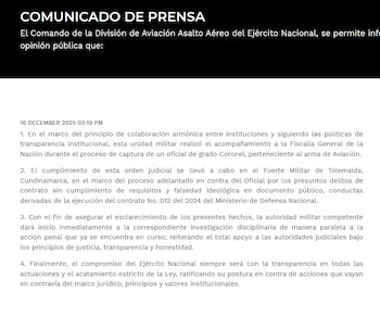 El coronel de Aviación del