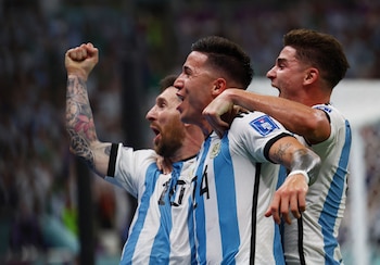 Argentina ganó 2-0 a México