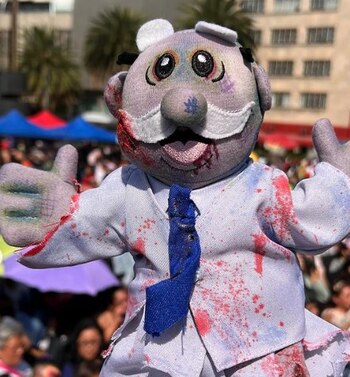 El Dr. Simi también estuvo