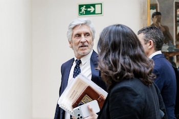 15/09/2026 El ministro del Interior, Fernando Grande-Marlaska, a su llegada a una sesión de control al Gobierno, en el Senado, a 15 de septiembre de 2026, en Madrid (España). El Gobierno afronta hoy 17 preguntas de la oposición centradas especialmente en la gestión que está llevando a cabo el Ejecutivo de la crisis migratoria que vive Ceuta desde el pasado mes de julio.
POLITICA
Carlos Luján - Europa Press