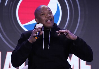 El demandante acusa al rapero de enviar mensajes y amenazas contra su integridad (USA TODAY Sports)