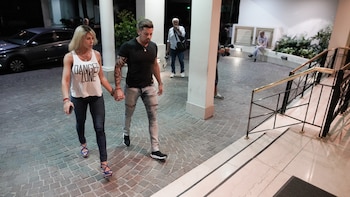 Mónica Farro y su marido, Leandro Herrera