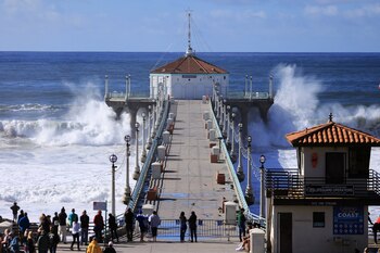 Oleaje alto y viento en