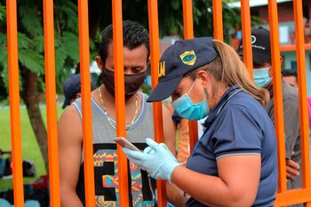 En la imagen, grupos de