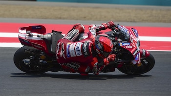 Marc Márquez aprovecha la escabechina de las Aprilia y recupera el liderato de MotoGP