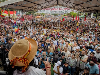 Autoridades de Cali sancionaron vehículos provenientes del Cauca durante la movilización organizada en la Plazoleta Jairo Varela - crédito @aida_quilcue/X