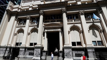 El Banco Central acelera la compra de dólares y ya superó el 90% de la meta para todo 2026
